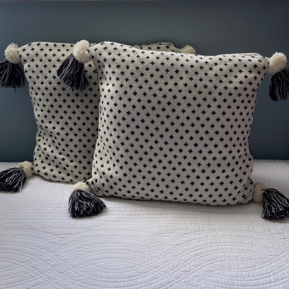 Brooks Brothers Fair Isle Sweater Knit Accent Pillow Covers Set of Two - Picture 9 of 16